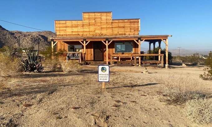 Indian Cove House | Easton Flats- A Couples Retreat!