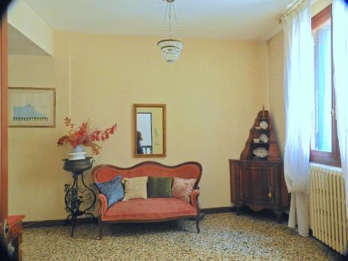 Dorsoduro House | Echi d'Oriente