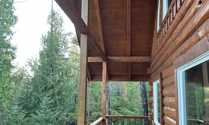 Edna Bay House | Edna Bay Cabins