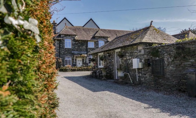 Near Sawrey House | Ees Wyke Studio