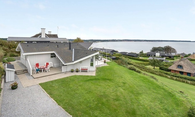 Egsmark Strand House | "Eilen" - 250m from the sea by Interhome