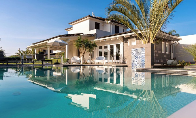 Contrada Pistavecchia 2 Villa | Elegant independent villa.nyou can spend your holidays in complete relaxation