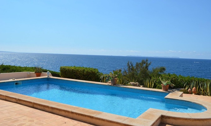 Vallgornera Villa | Elegant 3-bedroom villa in Fig.1. Sea line with stunning views