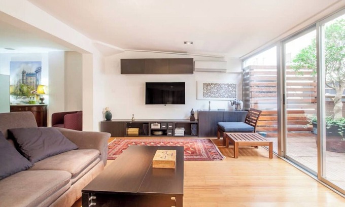 Sant Francesc Apartment | Elegant Apartment in the Center of Valencia