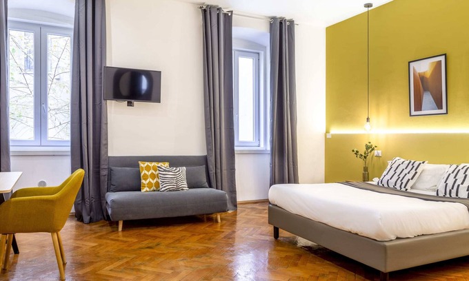 Trieste City Centre Apartment | Elegant apartment★near the station★Gold★Free Wifi