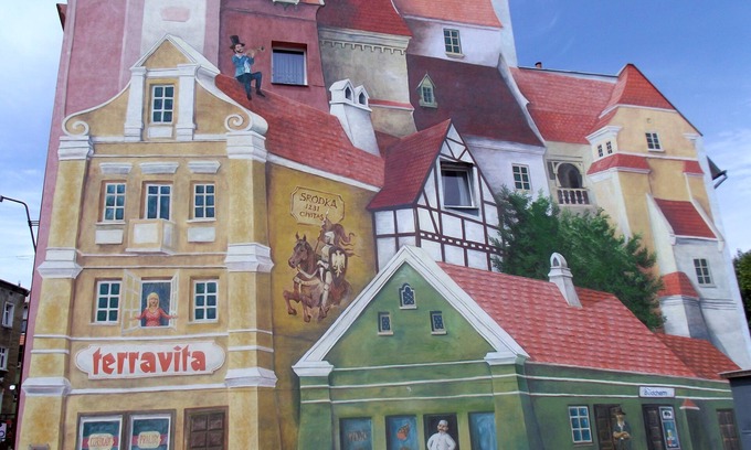 Nowe Miasto Condo | Elegant condo in the heart of Srodka