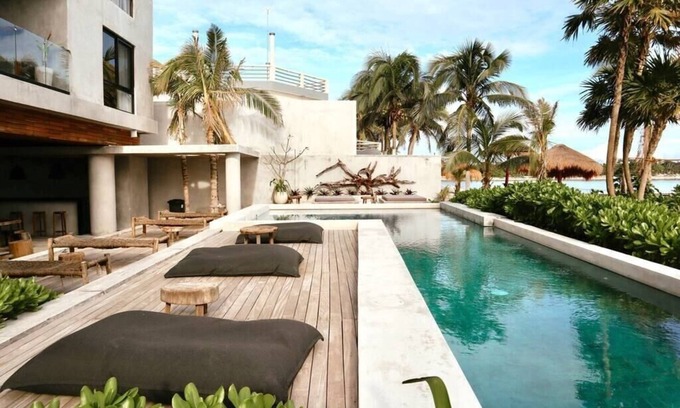 Tulsayab Condo | Elegant Oceanfront Apartment by BT Homes