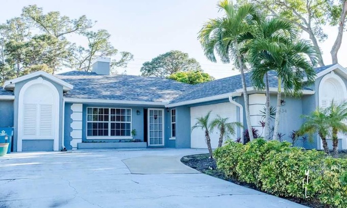 Interchange Square House | Elegant Palm Bay Getaway with Large Backyard