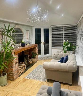 Hathern House | Elegant & Sophisticated Retreat near Loughborough offering 3bedrooms