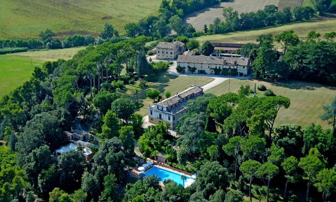 Treia Villa | Elegante Appartamento Nella Nostra Villa D Epoca