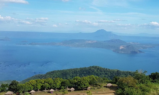 Tagaytay Apartment | Elizabeth 1829 @ Wind Residences