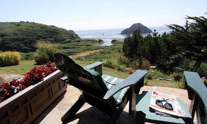 Elk Bed & Breakfast | Elk Cove Inn & Spa