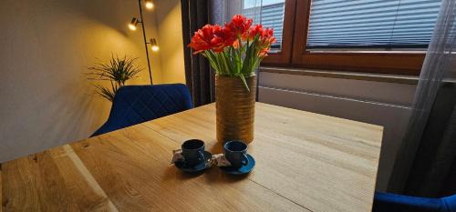 Heidenheim an der Brenz Apartment | Elodia Luxus Apartment - WLAN, Magenta TV, Terrasse, Küche, Babybett