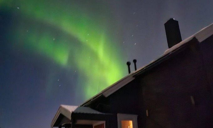 Lenvik House | Elvestua house in nature