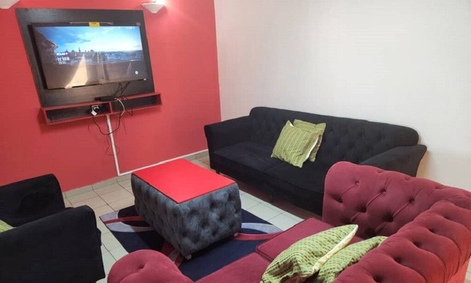 Akwa II Apartment | En Plein Centre Ville et en Bordure de Route Appartement à Louer à Bali