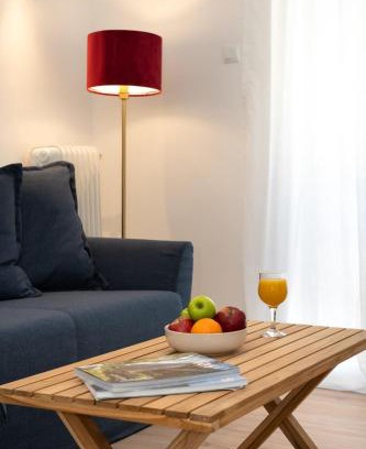 Koukaki Apartment | Encrin Apartment by LobbySquare