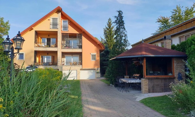 Szantod Apartment | Endrődi Apartman Lakás