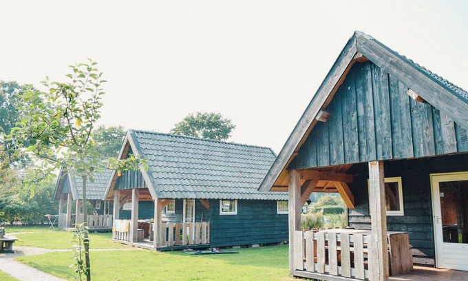 Voorthuizen House | Enjoy a unique stay in a trekker hut at De Boshoek Recreational Park, located in the Veluwe with modern amenities and a peaceful setting.