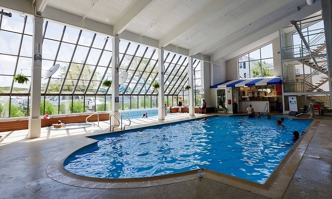 Silver Beach Hotel | Enjoy Golfing at Cape Cod Country Club! 2 Spacious Units, FREE Parking!