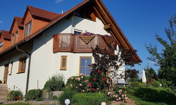 Hirschaid Apartment | Enjoy our rural idyll in Rothensand