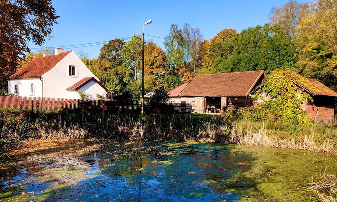 Gledy House | Enjoy relaxing family vacations in the countryside at Camp Warmia in the village of Stare Kawkowo.