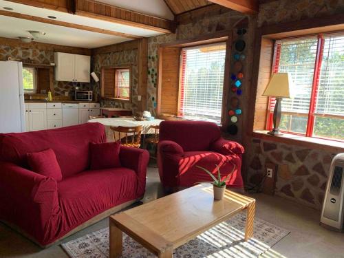 Golden House | Entire Cordwood House 5 minutes south of town