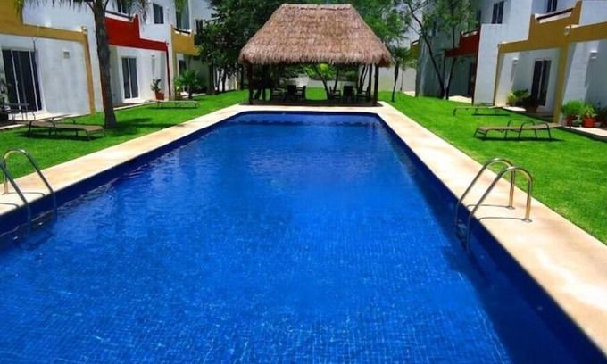 Villa Juarez House | Entire Home. 4 Bedroom Villa/close to beach/pool/200 mbps