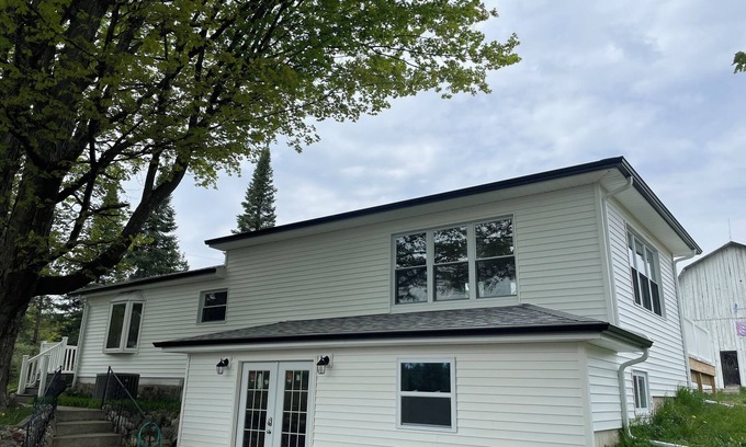 Rose City House | Entire House for Outdoor Enthusiasts! ORV, Snowmobile and more!