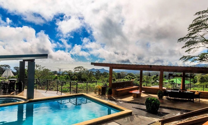 Apia House | Entire House that accomodate 8 people with four rooms and four bathrooms.