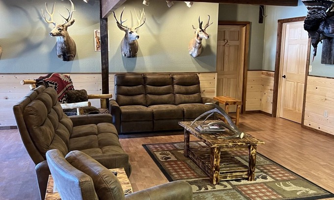 Sundance House | Entire Lodge at The Lodge at Devils Tower