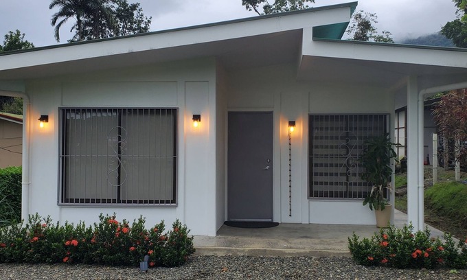 Uvita House | Entire Residential Home in Uvita- 8min from the Beach