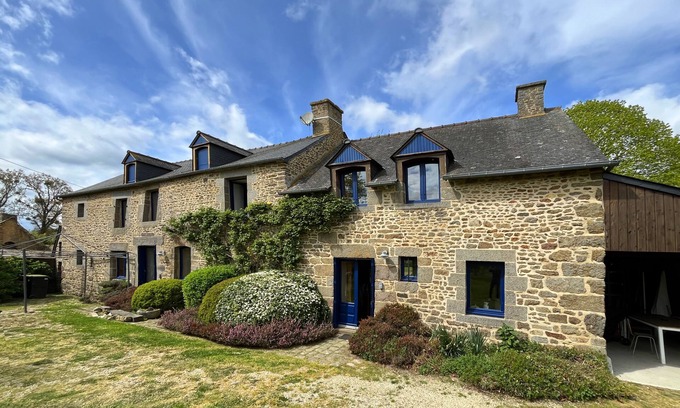 Meillac House | Entre Cancale et Saint-malo, au Calme, Loin du Brouhaha de L'été :)