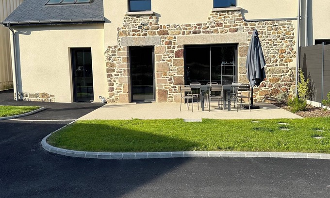 Irodouer House | Entre Rennes et St Malo Maison en Campagne, Terrasse et Espace Vert