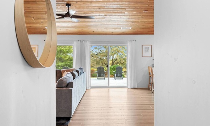 North Hilltop House | Epic Mt. Lassen Views | Private Luxury Getaway