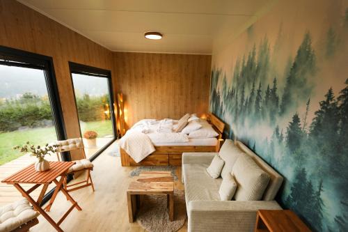 Jince House | ermiglamping