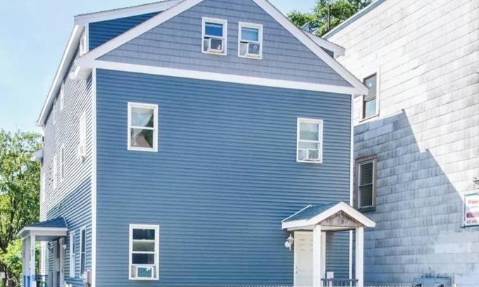 Hyde Square House | ESJACPE GUEST HOUSE