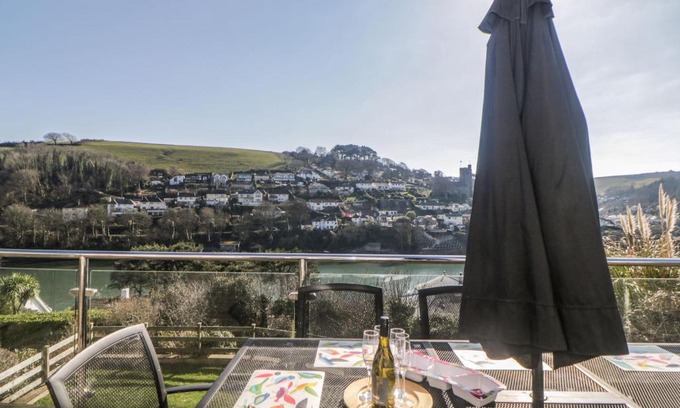 Newton Ferrers House | Estuary View