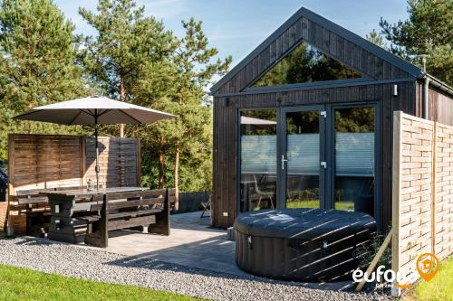 Gorzno House | Euforia Górzno - nowoczesne domki nad jeziorem z sauną, balią, jacuzzi