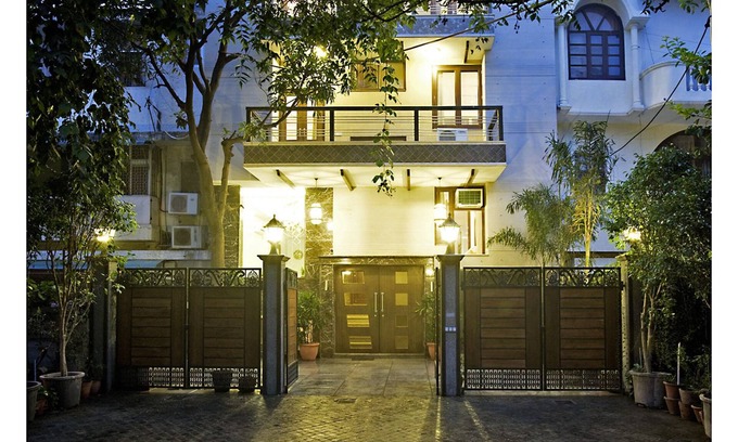 Defence Colony House | Evergreen Suites Defence Colony