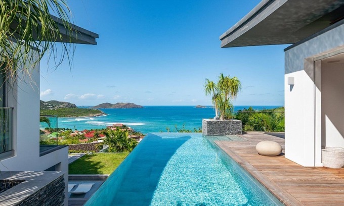 Morne de Depoudre Villa | Exceptional 4 BDRM Villa w Fitness and Cinema