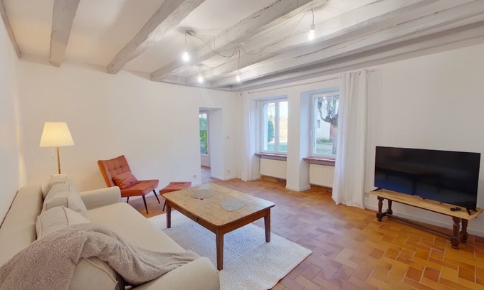 Barrou House | Exceptional lodging in Lésigny - Charm and comfort for 5 people