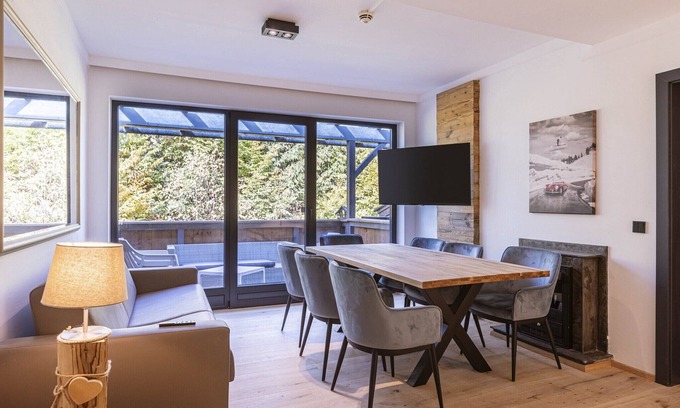 Saalbach Apartment | Exclusive suite in the ski area