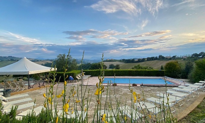 Ponzano di Fermo Villa | Exclusive Villa for 19, panoramic pool, air con and wi-fi