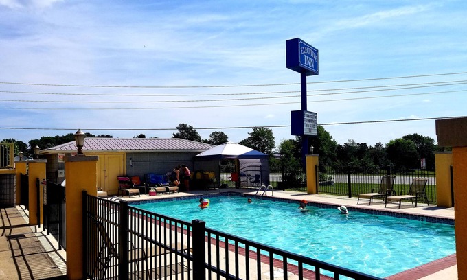 Scottsville Hotel | Executive Inn