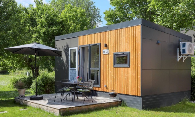 Wemding House | Experience a real Tiny House vacation close to nature at Camping Park Wemding!