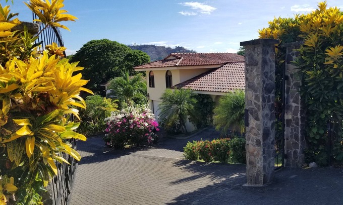 Playa Hermosa House | Experience Costa Rica in our beautiful Garden home, 4 Min. from Hermosa Beach