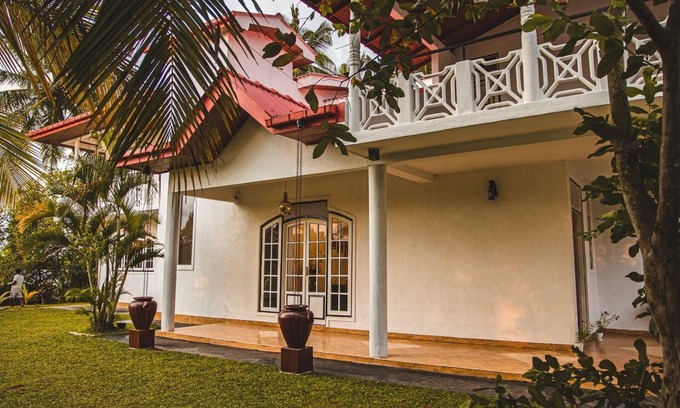 Bentota Villa | "Experience Luxury Living at its Finest with River Front Villas"