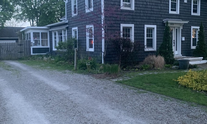 Tecumseh House | Experience Tecumseh charm, just a quick 27-min drive to speedway fun