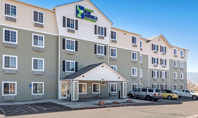 Southeast Colorado Springs Hotel | Extended Stay America Select Suites - Colorado Springs - Airport