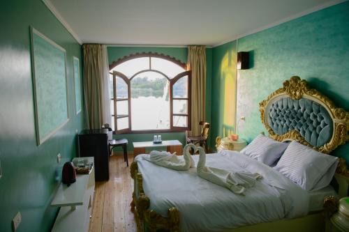 Luxor Hotel | Eyaru Palace Nile View